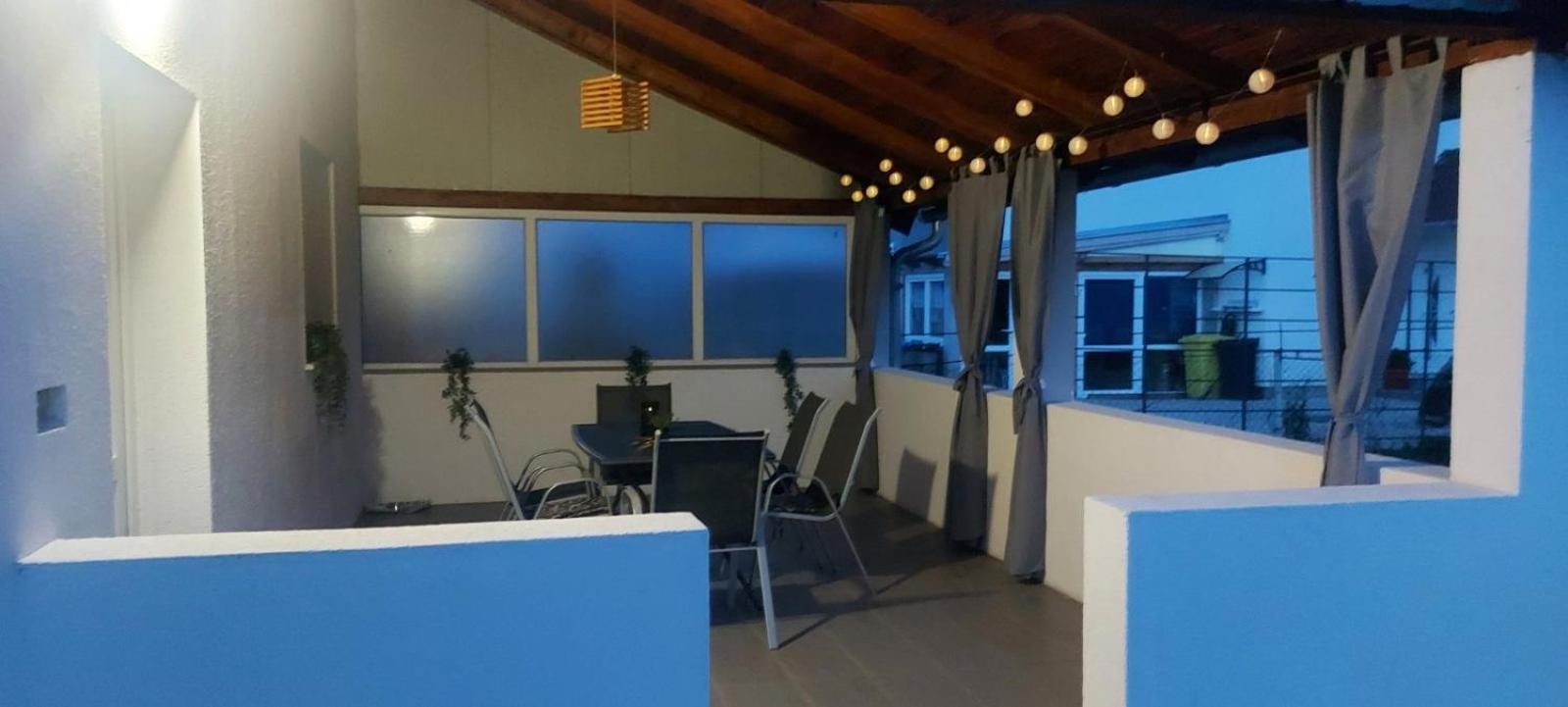 Kod Dide - Entry With Pin 0-24H Daire Slavonski Brod Dış mekan fotoğraf