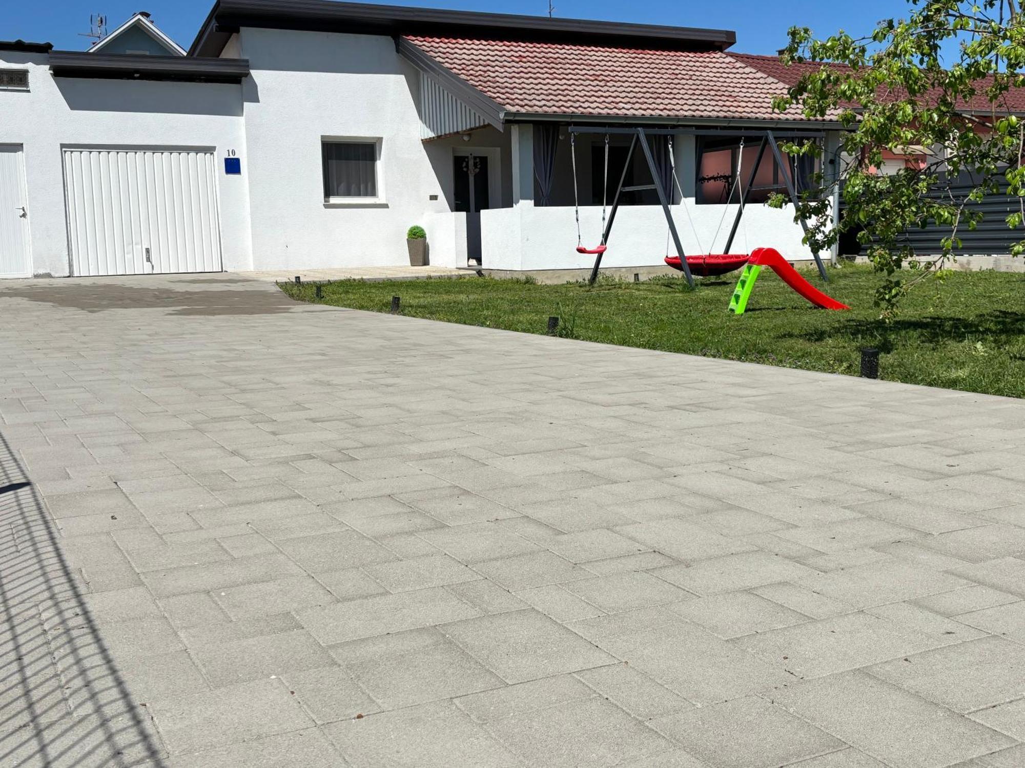 Kod Dide - Entry With Pin 0-24H Daire Slavonski Brod Dış mekan fotoğraf