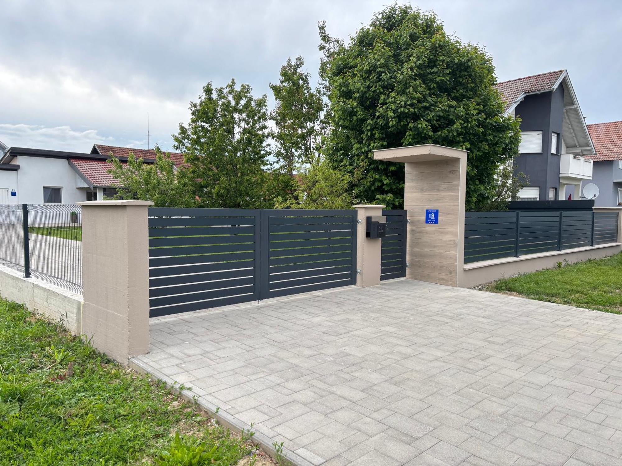 Kod Dide - Entry With Pin 0-24H Daire Slavonski Brod Dış mekan fotoğraf